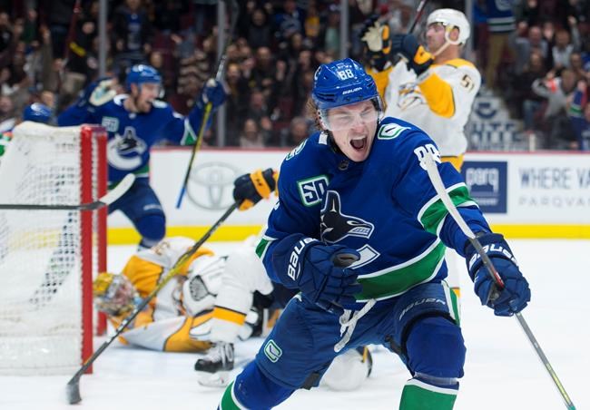 Elias Pettersson scores twice, Canucks beat Preds to snap slump | iNFOnews.ca