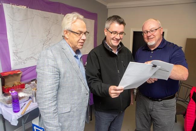 Two potential N.B. kingmaker parties radically differ in policies, leader styles | iNFOnews.ca