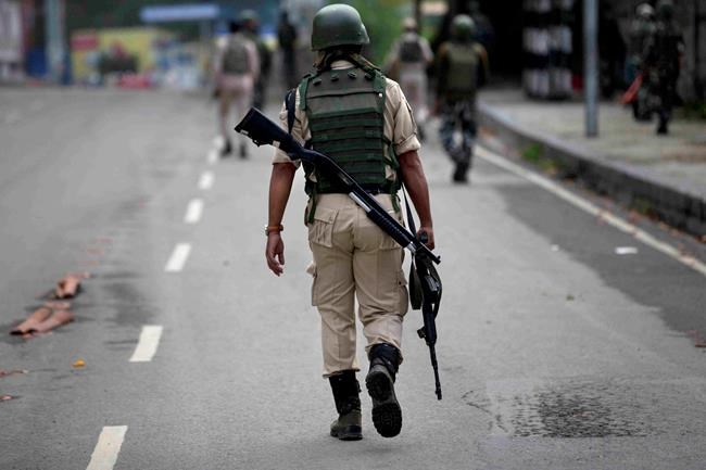 Decorated Indian officer arrested for Kashmir rebel ties | iNFOnews.ca Decorated Indian officer arrested for Kashmir rebel ties | iNFOnews.ca