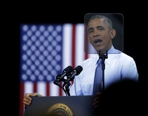 GloZell Green has a question: Obama joins YouTube personalities in search of broader audience | iNFOnews.ca CP31588278