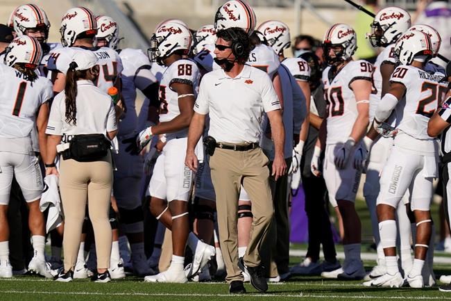 Oklahoma State running back Chuba Hubbard injured in win over Kansas St. | iNFOnews.ca