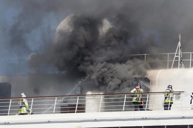 Black smoke billowing from cruise ship docked near Tokyo | iNFOnews.ca Black smoke billowing from cruise ship docked near Tokyo | iNFOnews.ca