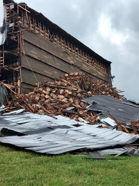 Portion of Kentucky bourbon warehouse collapses | iNFOnews.ca Portion of Kentucky bourbon warehouse collapses | iNFOnews.ca