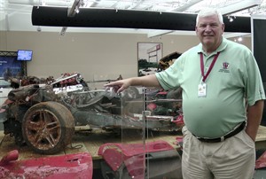 From gawkers to gearheads, Kentucky's Corvette museum sees uptick in visitors since sinkhole | iNFOnews.ca CP28741792