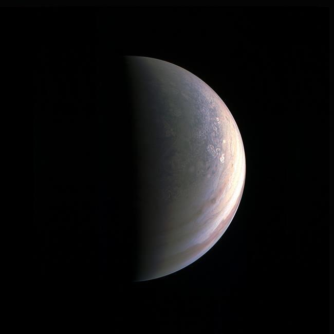 NASA spacecraft beams back close-up views of Jupiter's poles | iNFOnews.ca NASA spacecraft beams back close-up views of Jupiter's poles | iNFOnews.ca