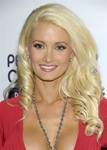 Las Vegas burlesque star and former Hugh Heffner girlfriend Holly Madison announces pregnancy | iNFOnews.ca