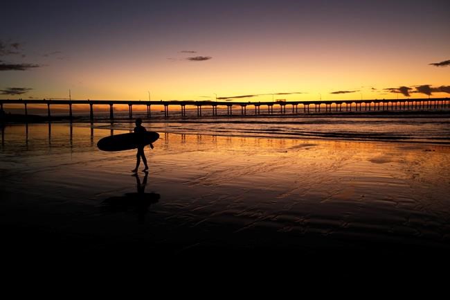 Surf's up in California, where it's now the official sport | iNFOnews.ca Surf's up in California, where it's now the official sport | iNFOnews.ca