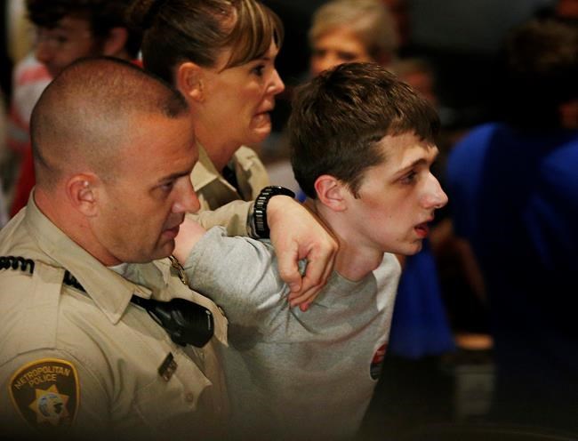 Mom asks court to let her visit son accused of Trump threat | iNFOnews.ca Mom asks court to let her visit son accused of Trump threat | iNFOnews.ca