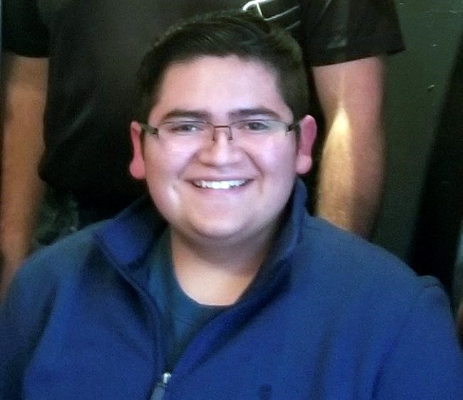 Colorado seniors graduate weeks after fatal attack at school | iNFOnews.ca