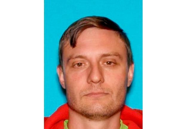 Airman charged with murder of federal officer at courthouse | iNFOnews.ca Airman charged with murder of federal officer at courthouse | iNFOnews.ca