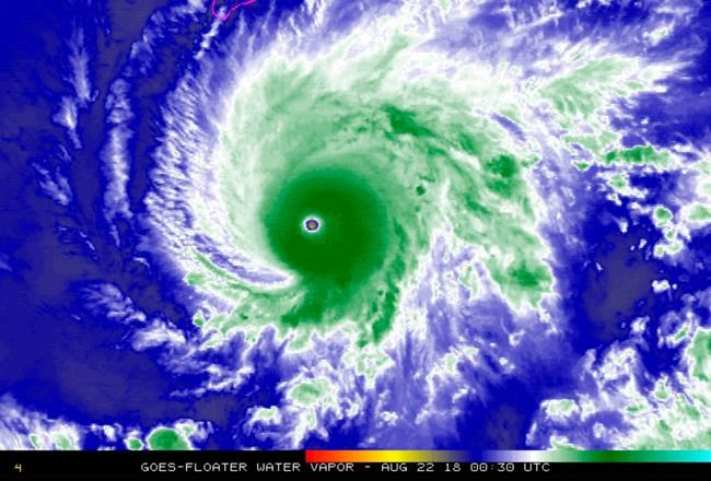 With no place to run, people in Hawaii brace for hurricane | iNFOnews.ca With no place to run, people in Hawaii brace for hurricane | iNFOnews.ca