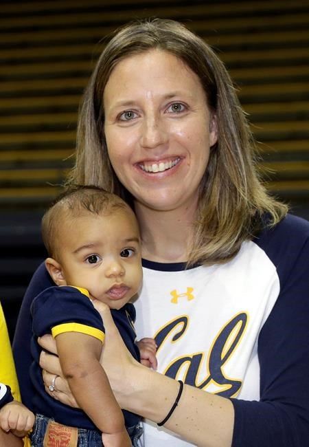Coach: Southwest agent asked for proof biracial son was hers | iNFOnews.ca