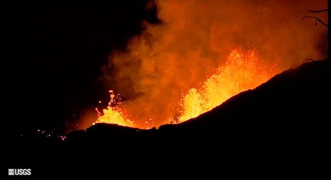 Hawaii volcano lava destroys hundreds of homes overnight | iNFOnews.ca