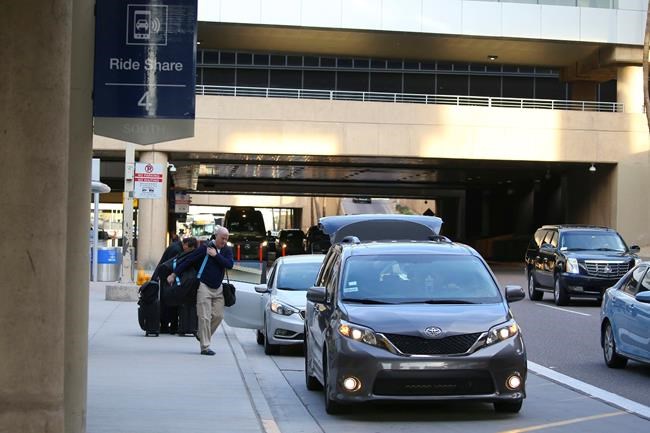 Uber, Lyft confirm Phoenix airport business as usual for now | iNFOnews.ca