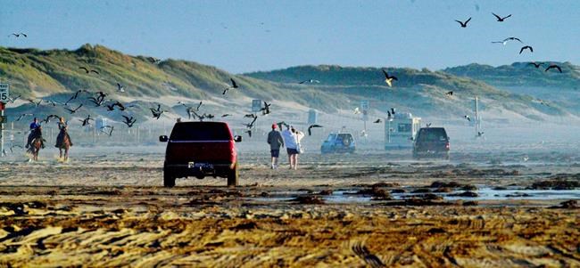 Latest: No decision on off-roading ban at California dunes | iNFOnews.ca