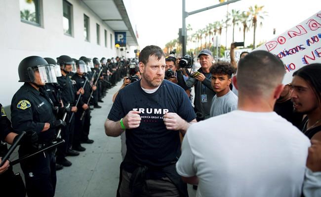Justices: Suit by Trump backers against police can proceed | iNFOnews.ca Justices: Suit by Trump backers against police can proceed | iNFOnews.ca