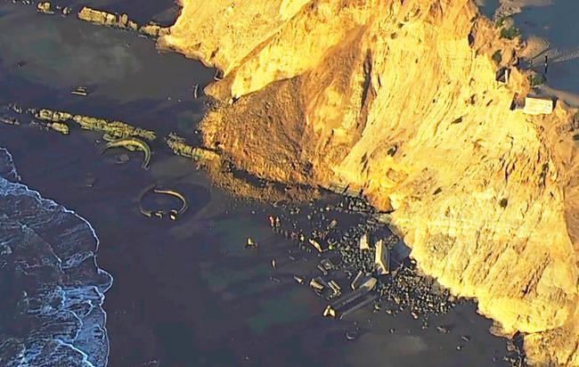 San Francisco authorities search for woman in landslide | iNFOnews.ca