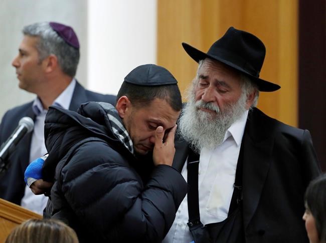 Shooting survivor sues Southern California synagogue | iNFOnews.ca