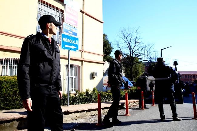Hospital: Turkish policeman tries to kill self, causes panic | iNFOnews.ca