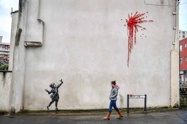 Banksy's Valentine's Day mural covered after it was defaced | iNFOnews.ca Banksy's Valentine's Day mural covered after it was defaced | iNFOnews.ca