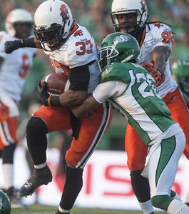 Lions running back Harris wins top offensive and Canadian awards for Week 3 | iNFOnews.ca