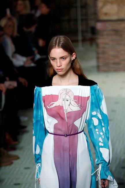 Lanvin makes a comeback at designer's debut show in Paris | iNFOnews.ca