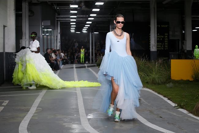 Correction: France-Paris Fashion Week-Watch story | iNFOnews.ca