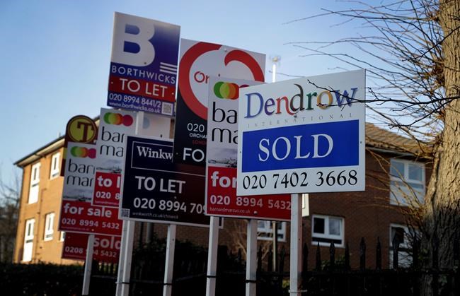 UK leader May: Brexit critics risk damaging UK democracy | iNFOnews.ca