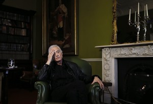 Led Zeppelin's Jimmy Page says re-mastered versions preserve, protect band's treasured legacy | iNFOnews.ca CP32029154