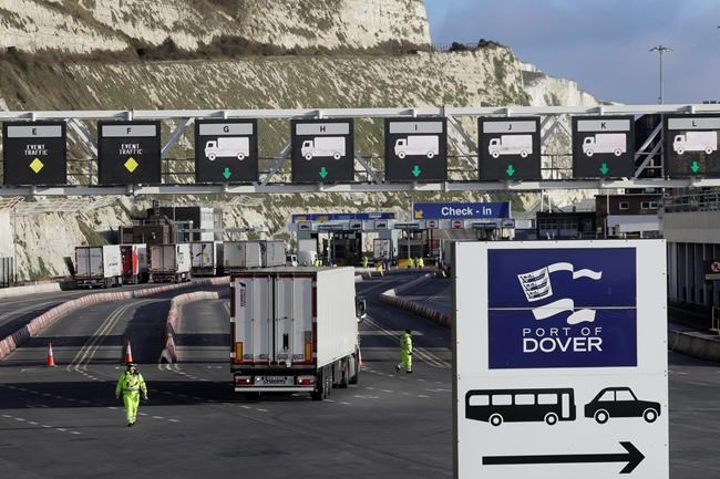 UK lifts post-Brexit permits for truckers as trade recovers | iNFOnews.ca UK lifts post-Brexit permits for truckers as trade recovers | iNFOnews.ca