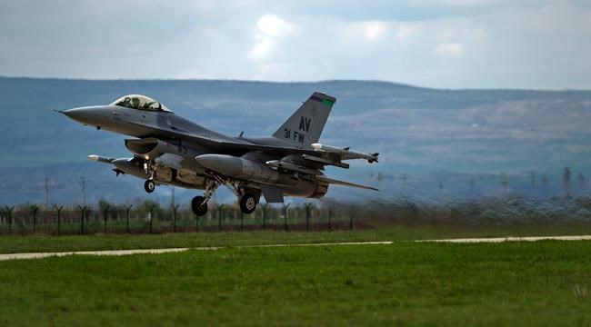 Slovakia approves purchase of F-16 fighter jets from US | iNFOnews.ca Slovakia approves purchase of F-16 fighter jets from US | iNFOnews.ca