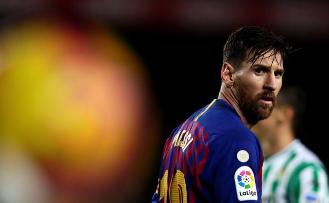 Young Afghan Messi fan threatened by criminals, Taliban | iNFOnews.ca CP1132559154