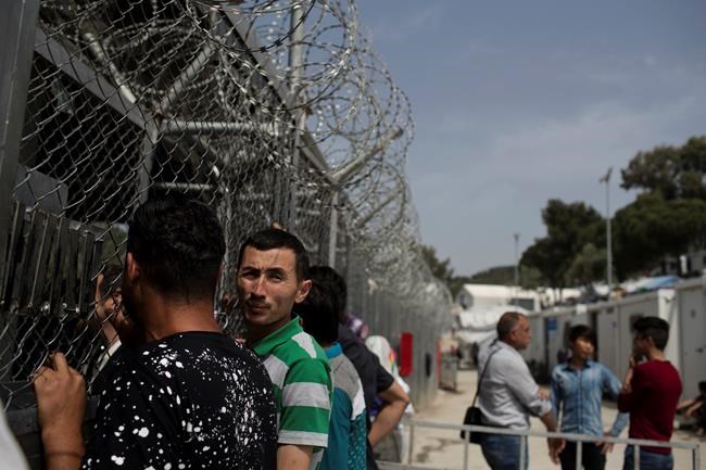 Dutch convoy sets off for Greece, hoping to help migrants | iNFOnews.ca