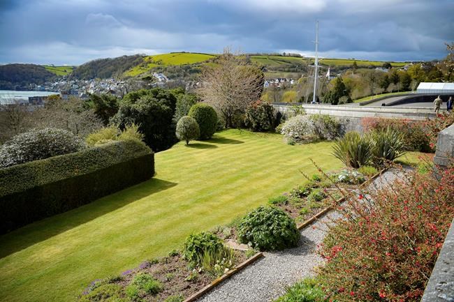 William, Harry remember Prince Philip's wit, service to UK | iNFOnews.ca