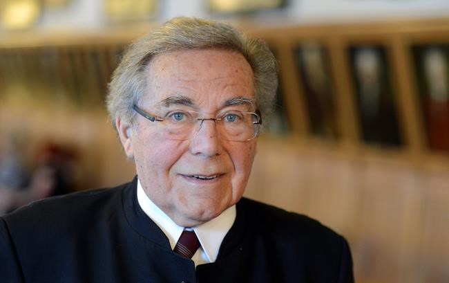 German opera singer, conductor Schreier dies at 84 | iNFOnews.ca