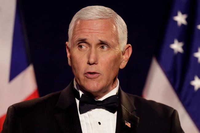 Pence tiptoes past Brexit tumult for an oh-so-chipper chat | iNFOnews.ca Pence tiptoes past Brexit tumult for an oh-so-chipper chat | iNFOnews.ca