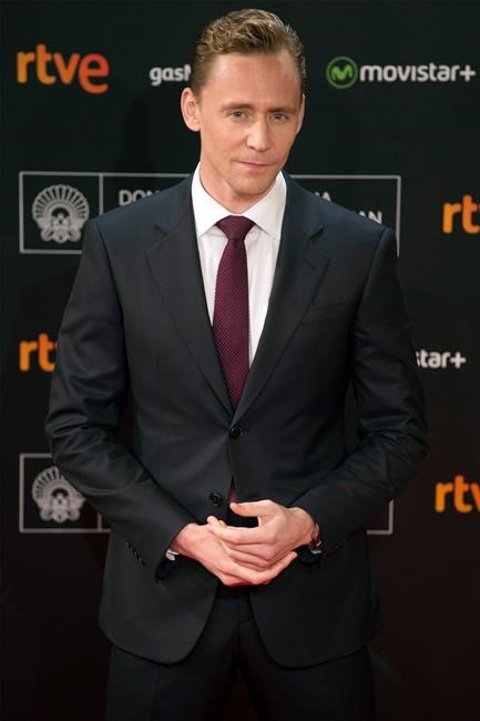 UK bookmaker suspends betting on Tom Hiddleston to be Bond | iNFOnews.ca