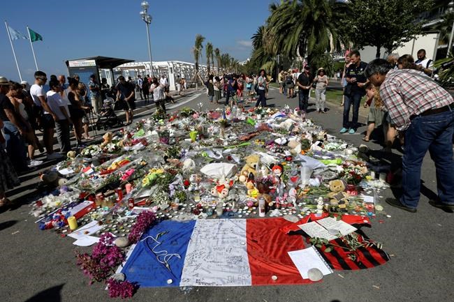 Court hearing seeks to ban Paris-Match photos of Nice attack | iNFOnews.ca