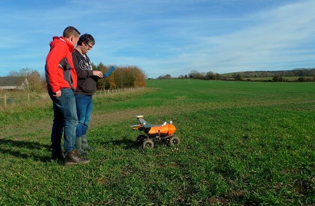 Robots in the field: farms embracing autonomous technology | iNFOnews.ca