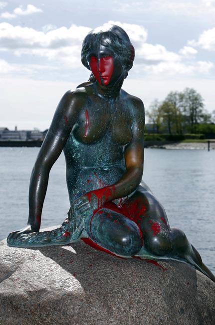 Copenhagen's Little Mermaid statue doused with paint - again | iNFOnews.ca