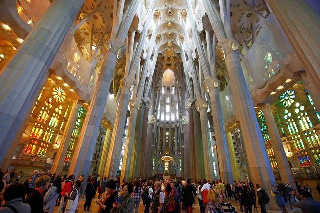 Managing overtourism an increasing feature of global travel | iNFOnews.ca CP658067652