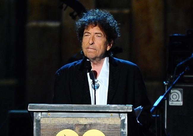 Dylan writes Nobel Prize fest speech; Patti Smith to sing | iNFOnews.ca