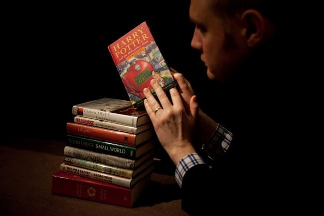 JK Rowling marks 20 years since Harry Potter appeared | iNFOnews.ca