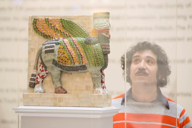Winged bull, drone-topped ice cream up for Trafalgar Sq spot | iNFOnews.ca