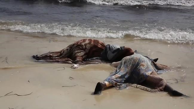 The Latest: UN urges probe after Syrian drowns in Hungary | iNFOnews.ca CP633908370