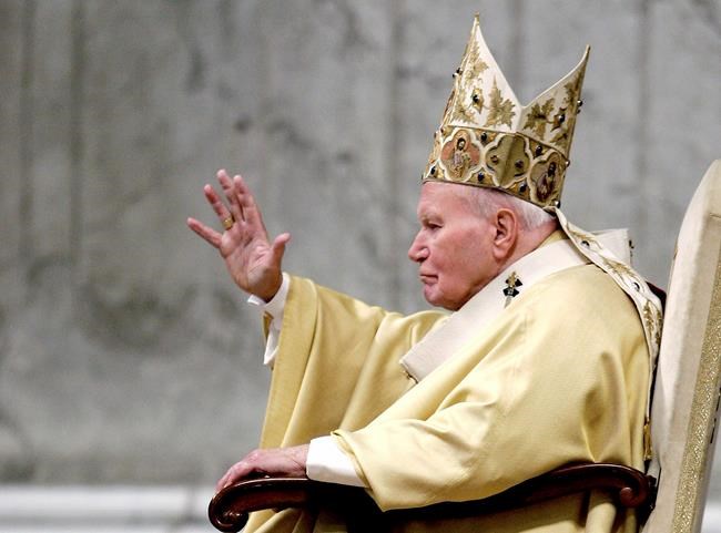 Secretary of 2 popes sheds light on their daily lives | iNFOnews.ca