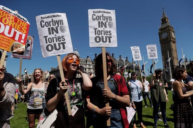 UK leader May strikes tentative deal with N Ireland party | iNFOnews.ca