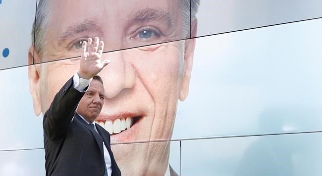 Quebec election campaign hits one-third mark with claims of dirty attacks | iNFOnews.ca
