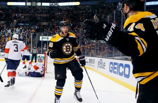 Bruins beat Panthers 5-1, regain first place in East | iNFOnews.ca