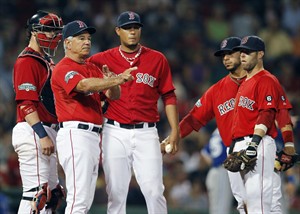 Encarnacion hits 38th HR, Alvarez snaps six-game winless streak as Blue Jays beat Red Sox 7-5 | iNFOnews.ca CP20042368